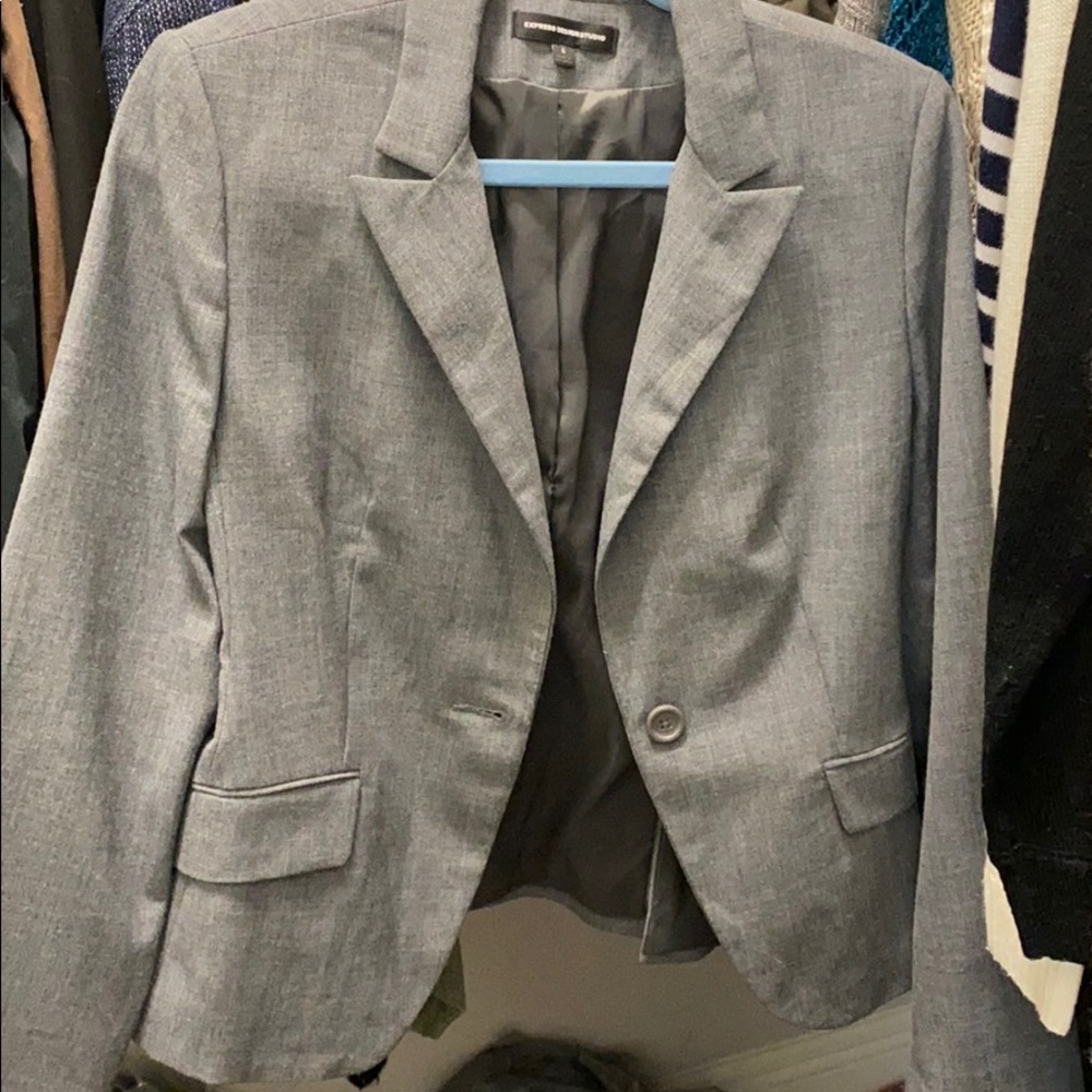 Grey blazer